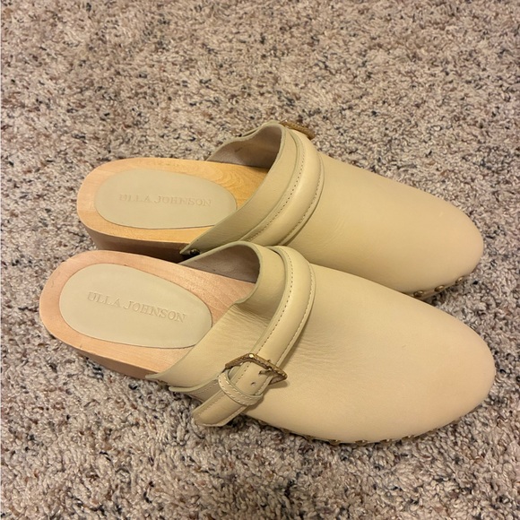 Ulla Johnson Women's Tan suede wooden Clogs - Picture 6 of 6
